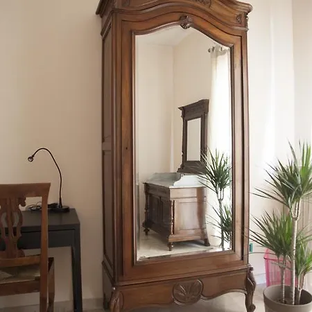 La Dimora Di Samu Bed & Breakfast