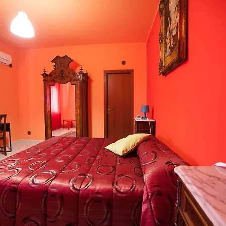 Bed & Breakfast La Dimora Di Samu 3*