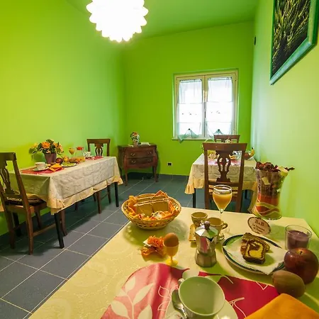La Dimora Di Samu Bed & Breakfast 3*