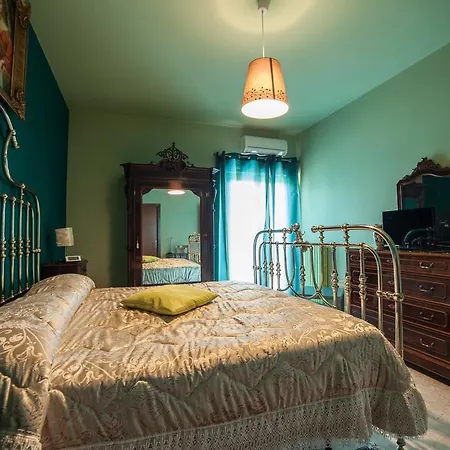 La Dimora Di Samu Bed & Breakfast
