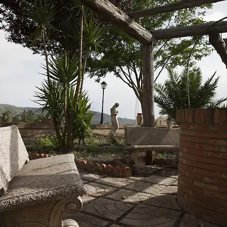 Bed & Breakfast La Dimora Di Samu