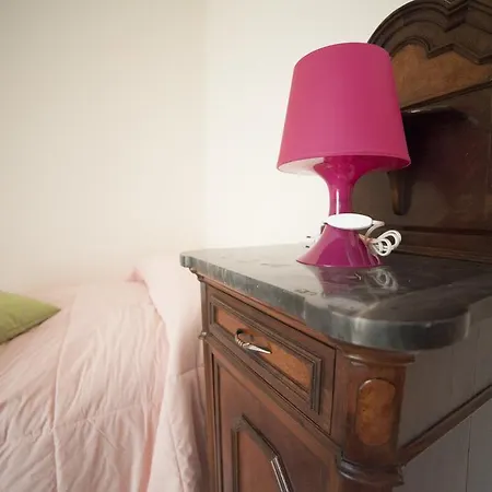 Bed & Breakfast La Dimora Di Samu 3*